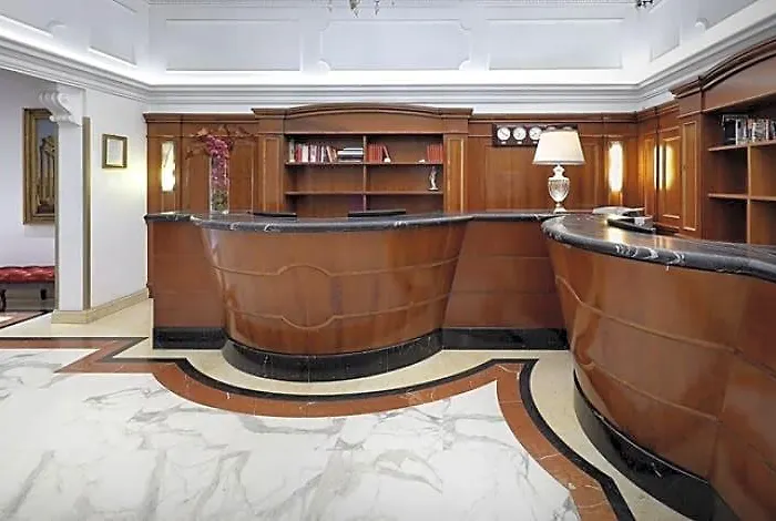 Exe International Palace Otel