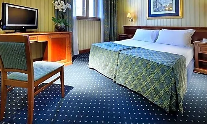 Exe International Palace Otel
