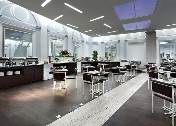 Exe International Palace מלון 4*